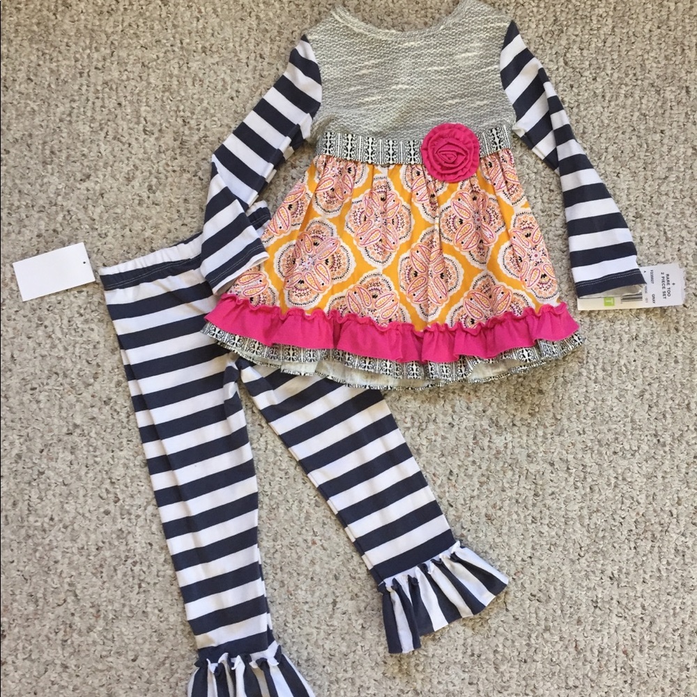 Beautiful girls‎ Outfit Size 4T